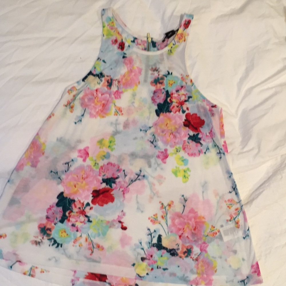 H&M tank top XS flowy, small chest area